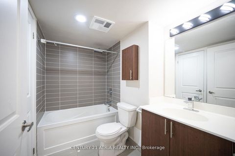 Photo 14 at 812 - 75 Norman Bethune Avenue, Beaver Creek Business Park, Richmond Hill