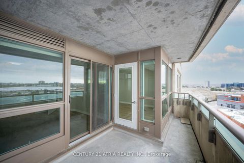 Photo 15 at 812 - 75 Norman Bethune Avenue, Beaver Creek Business Park, Richmond Hill