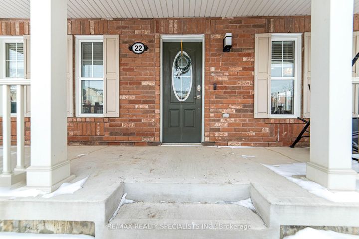 Photo 3 at 22 Apple Valley Way, Bram East, Brampton