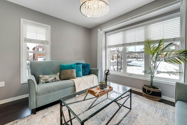 Photo 12 at 22 Apple Valley Way, Bram East, Brampton