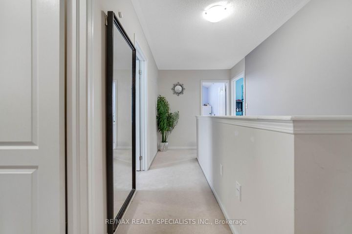 Photo 15 at 22 Apple Valley Way, Bram East, Brampton