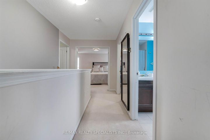 Photo 16 at 22 Apple Valley Way, Bram East, Brampton