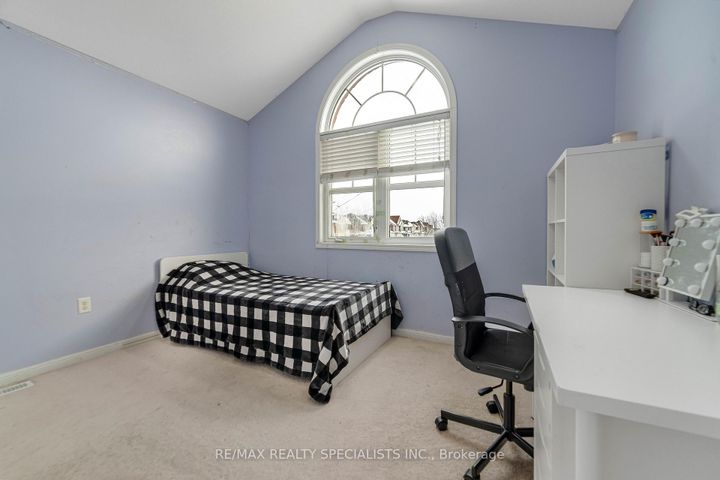 Photo 22 at 22 Apple Valley Way, Bram East, Brampton