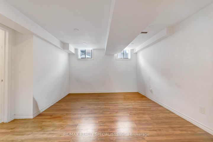 Photo 30 at 22 Apple Valley Way, Bram East, Brampton