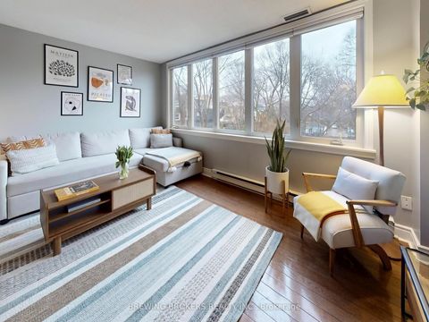 Photo 4 at 12 - 1252 King Street W, South Parkdale, Toronto