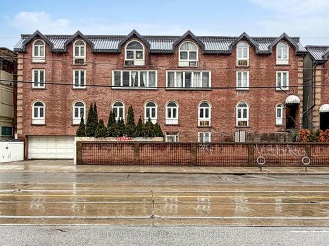 Photo 41 at 12 - 1252 King Street W, South Parkdale, Toronto