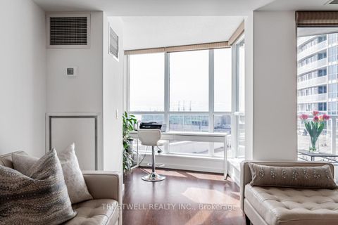 Photo 2 at 511 - 208 Queens Quay W, Waterfront Communities C1, Toronto