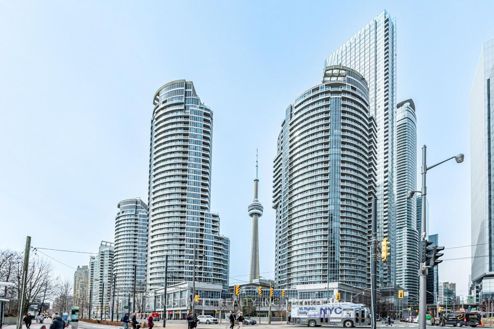 511 - 208 Queens Quay W, Waterfront Communities C1, Toronto 