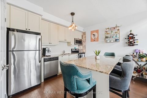 Photo 9 at 110 - 12 Woodstream Boulevard, Vaughan Grove, Vaughan