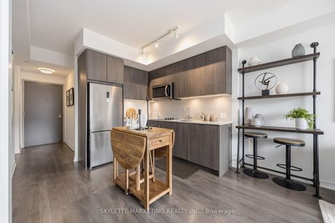 Photo 9 at 414 - 38 Forest Manor Road, Henry Farm, Toronto