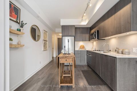 Photo 10 at 414 - 38 Forest Manor Road, Henry Farm, Toronto