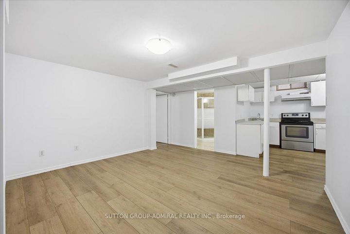 Photo 28 at 137 Chelwood Drive, Brownridge, Vaughan