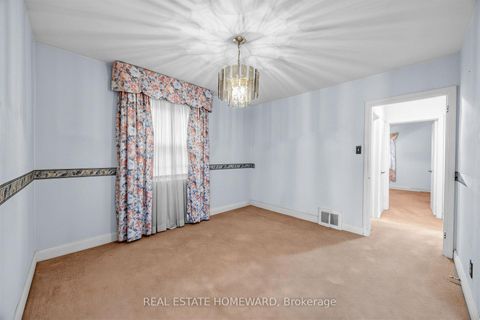 Photo 5 at 63 Donside Drive, Birchmount, Toronto