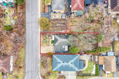 Photo 40 at 63 Donside Drive, Birchmount, Toronto