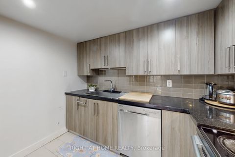 Photo 20 at 1404 - 5460 Yonge Street, Willowdale West, Toronto