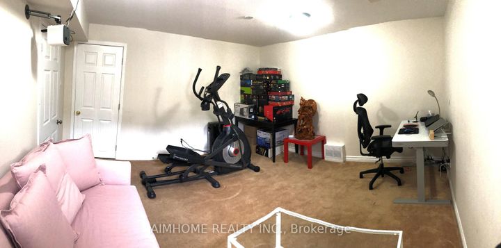 Photo 24 at 4889 James Austin Drive, Hurontario, Mississauga