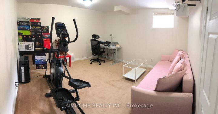 Photo 25 at 4889 James Austin Drive, Hurontario, Mississauga