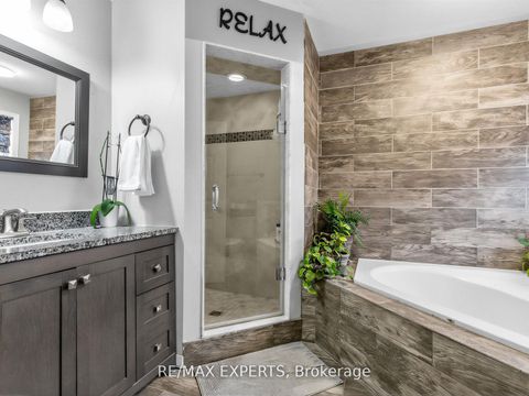 Photo 21 at 35 Arundel Drive, Vellore Village, Vaughan