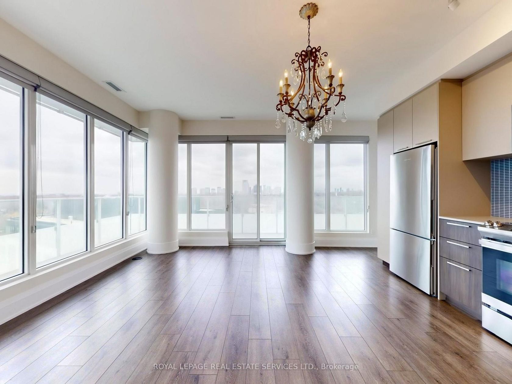 1108 - 20 Brin Drive, Humber Valley, Toronto by Loree Meneguzzi Real Estate 1108 - 20 Brin Drive, Humber Valley, Toronto