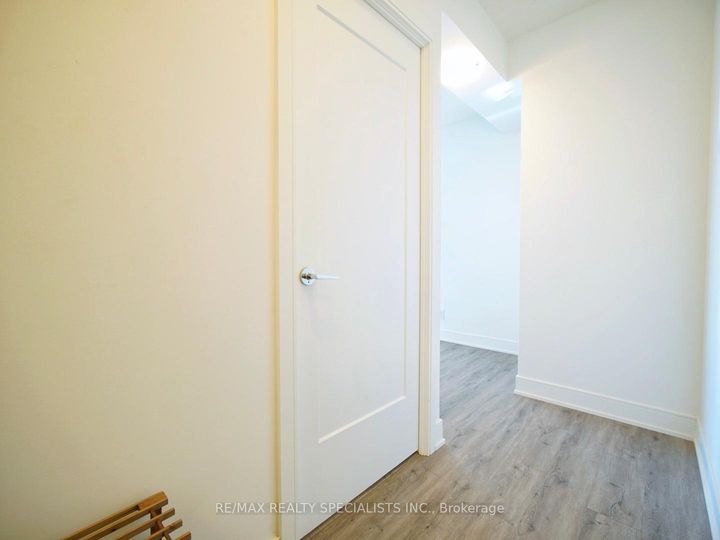 Photo 4 at 2009 - 70 Annie Craig Drive, Mimico, Toronto