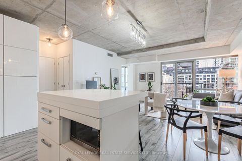 Photo 8 at 703 - 55 Stewart Street, Waterfront Communities C1, Toronto