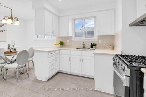 Photo 11 at 170 Farewell Street, Donevan, Oshawa