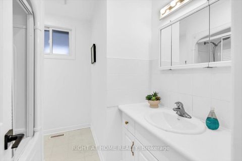 Photo 18 at 170 Farewell Street, Donevan, Oshawa