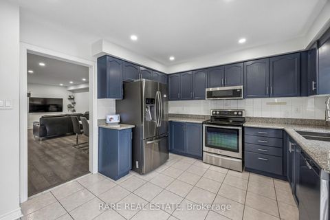 Photo 10 at 276 Milliken Meadows Drive, Milliken Mills West, Markham