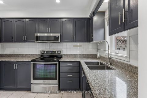 Photo 14 at 276 Milliken Meadows Drive, Milliken Mills West, Markham