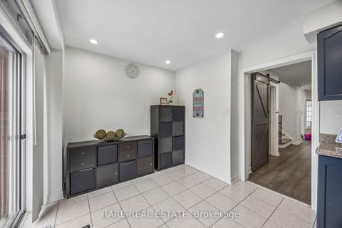 Photo 18 at 276 Milliken Meadows Drive, Milliken Mills West, Markham