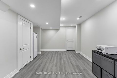 Photo 37 at 276 Milliken Meadows Drive, Milliken Mills West, Markham