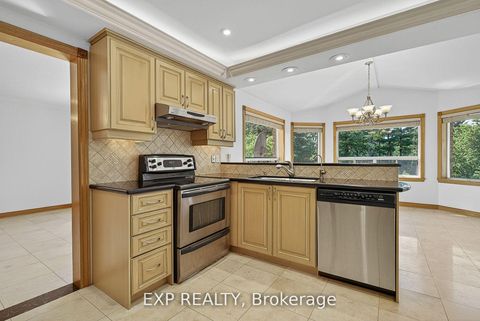 Photo 11 at 315 Stephanie Boulevard, Kleinburg, Vaughan