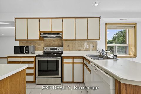 Photo 32 at 315 Stephanie Boulevard, Kleinburg, Vaughan