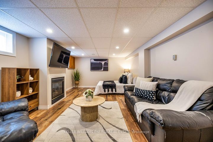 Photo 31 at 487 Cunningham Avenue, McLaughlin, Oshawa