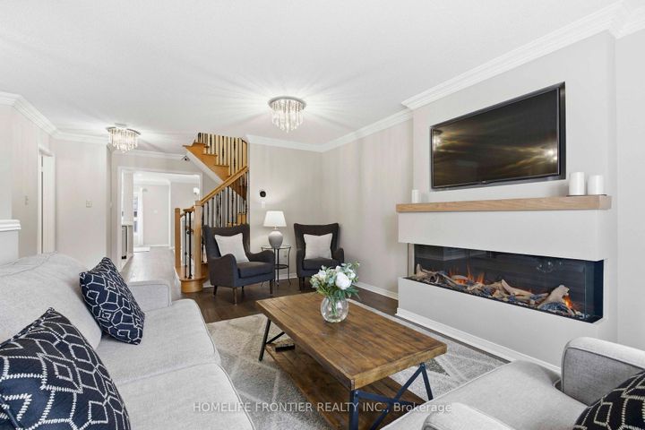 Photo 8 at 198 Pleasant Ridge Avenue, Patterson, Vaughan