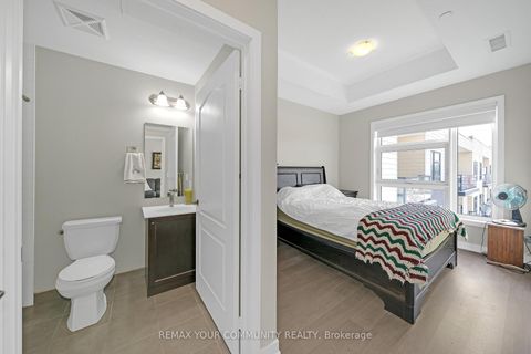 Photo 14 at PH401 - 555 William Graham Drive, Rural Aurora, Aurora