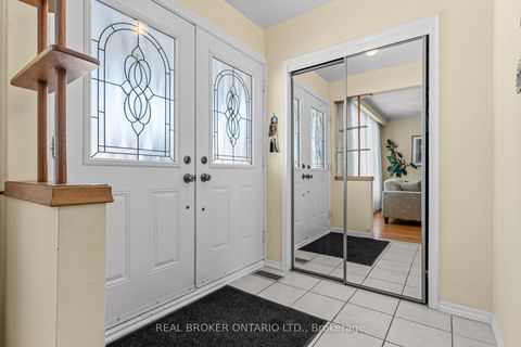 Photo 2 at 23 Beaumaris Crescent, The Westway, Toronto