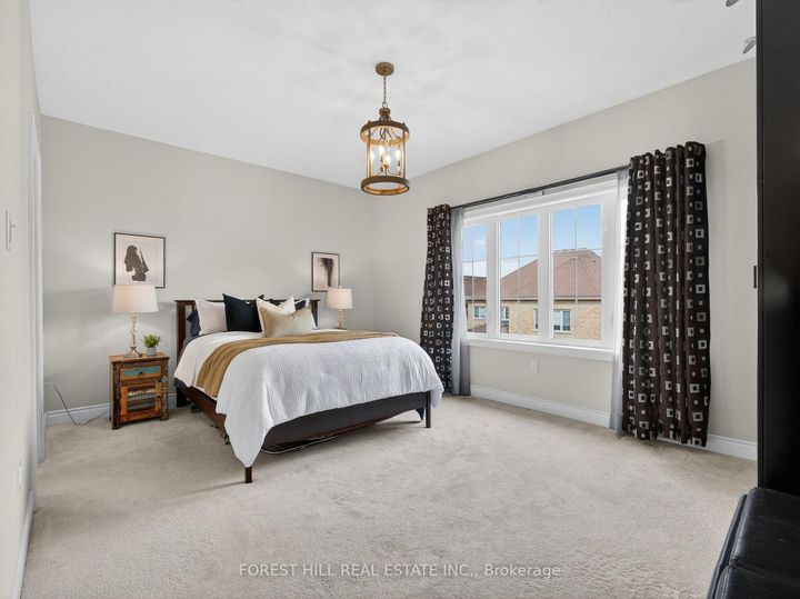 Photo 13 at 78 Bristlewood Crescent, Patterson, Vaughan