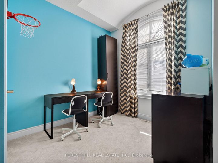 Photo 17 at 78 Bristlewood Crescent, Patterson, Vaughan