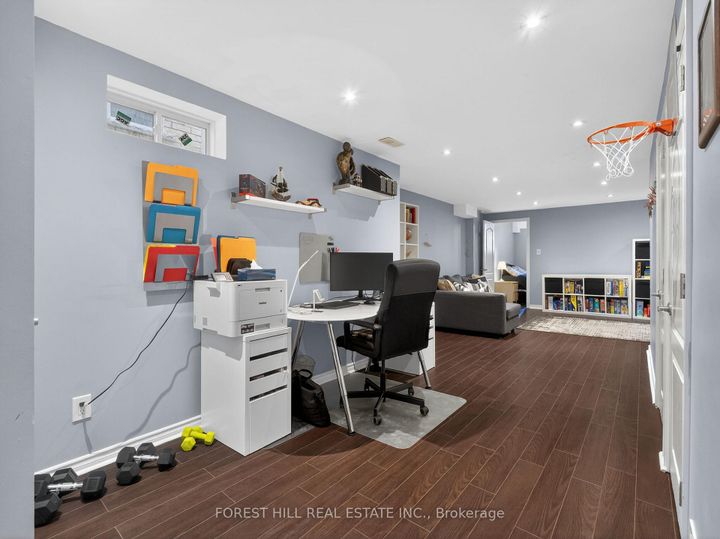 Photo 20 at 78 Bristlewood Crescent, Patterson, Vaughan