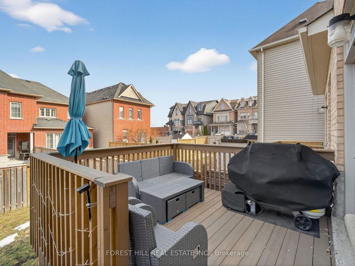 Photo 25 at 78 Bristlewood Crescent, Patterson, Vaughan