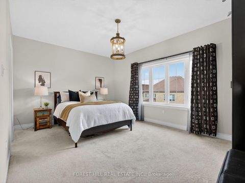 Photo 13 at 78 Bristlewood Crescent, Patterson, Vaughan