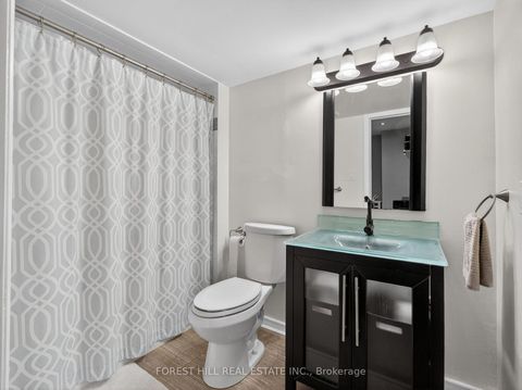 Photo 23 at 78 Bristlewood Crescent, Patterson, Vaughan