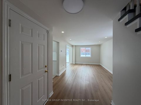 Photo 3 at 15 Timothy Lane, Holly, Barrie