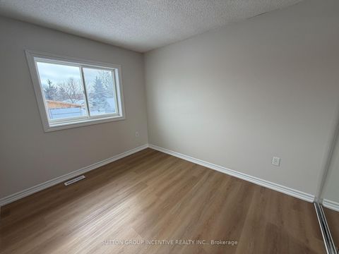 Photo 18 at 15 Timothy Lane, Holly, Barrie