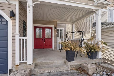 Photo 3 at 1329 Coldstream Drive, Taunton, Oshawa