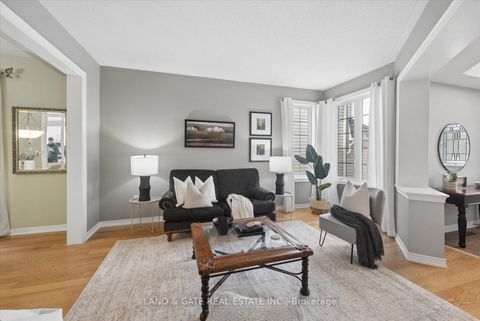 Photo 6 at 1329 Coldstream Drive, Taunton, Oshawa