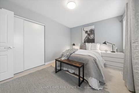 Photo 34 at 1329 Coldstream Drive, Taunton, Oshawa