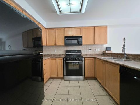 Photo 11 at 80 Goode Street, Rouge Woods, Richmond Hill