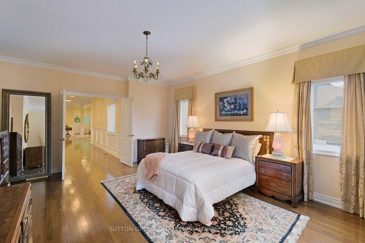 Photo 10 at 128 Carmela Avenue, Oak Ridges, Richmond Hill